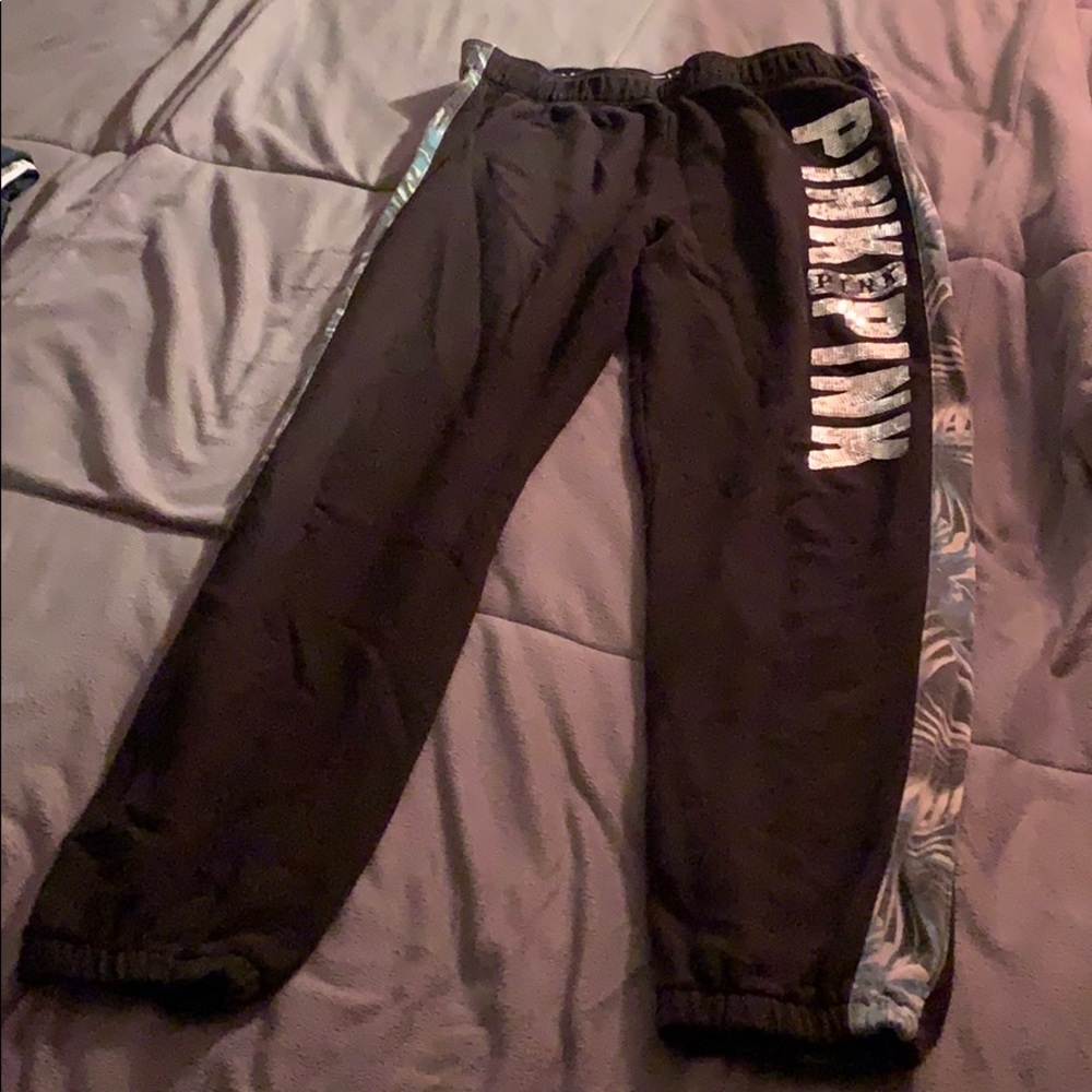sweatpants